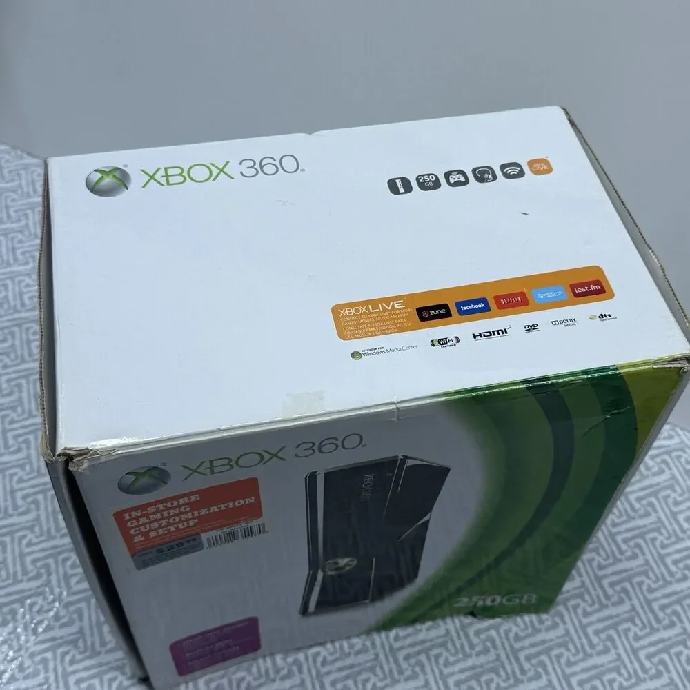 Microsoft Xbox 360 S Slim Console Model 1439 - 250GB Black - CIB (No HDMI)